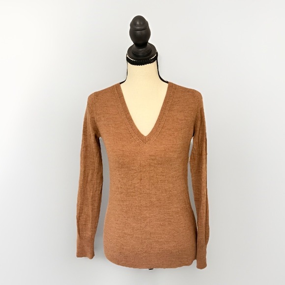 Banana Republic Sweaters - Banana Republic 100% Merino Wool Camel Brown V Neck Sweater Size S